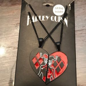 Sale! 🔵Set of Harley Quinn necklaces